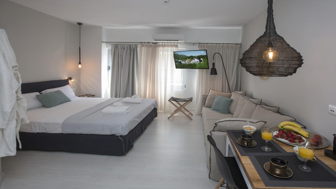 Ermou Stylish Suites By Ghh Афины Экстерьер фото